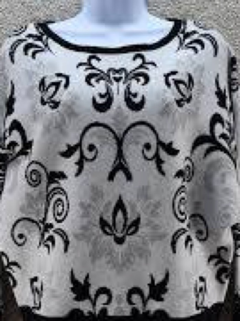 Black & White Floral-Pattern Sweater